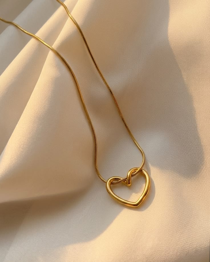 Golden heart neckless - Stainless Steel